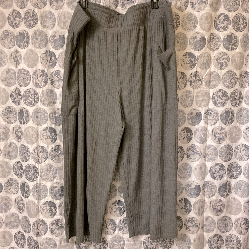 Plus Size Capris